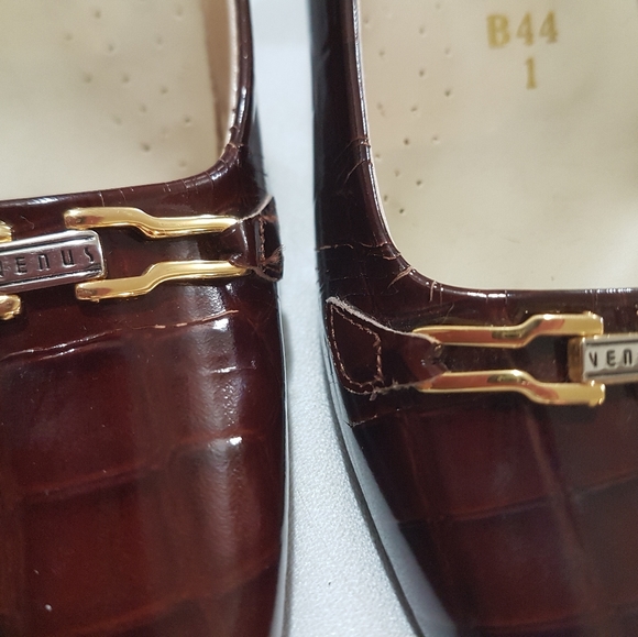 Venus Shoes - Picture 12 of 16